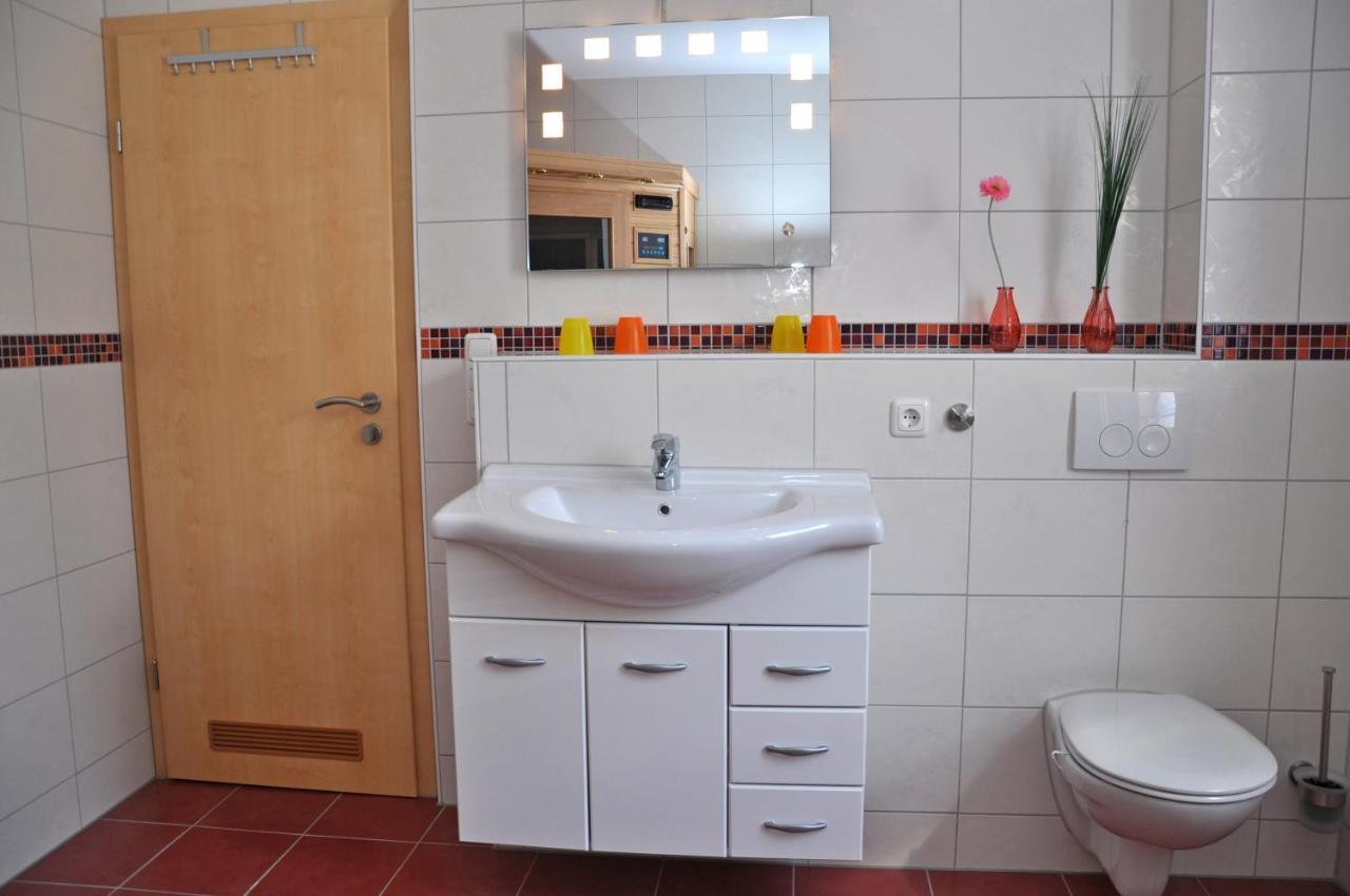 Ferienhaus Mueritzsonne / Eg-Appartement Marienfelde Dış mekan fotoğraf